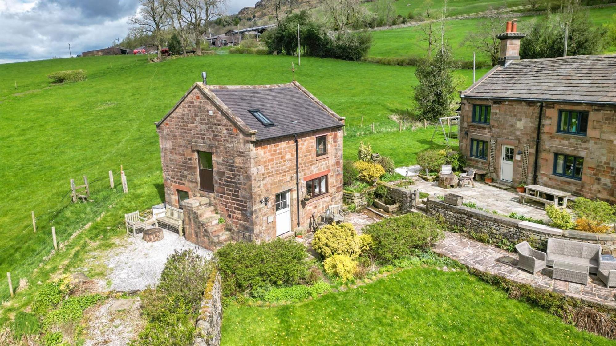 Host & Stay - Little Barn - Upper Hulme 利克 外观 照片